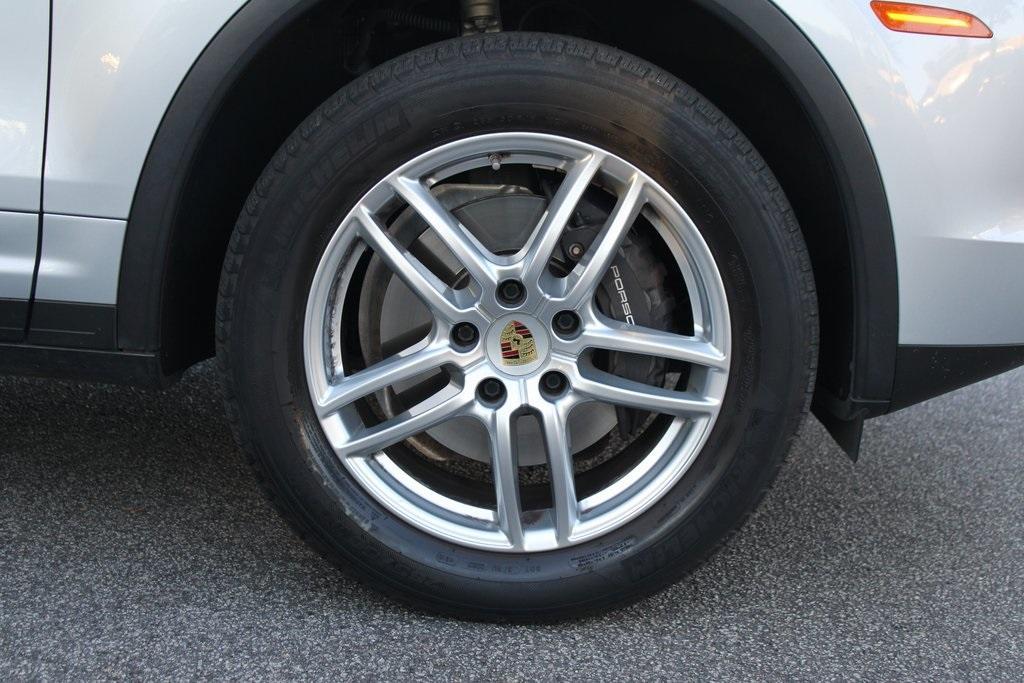 used 2016 Porsche Cayenne car, priced at $32,995