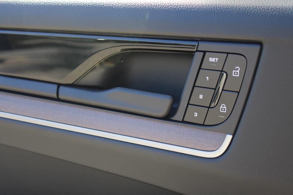 new 2026 Porsche Cayenne car