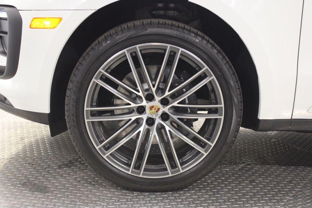 new 2026 Porsche Macan car