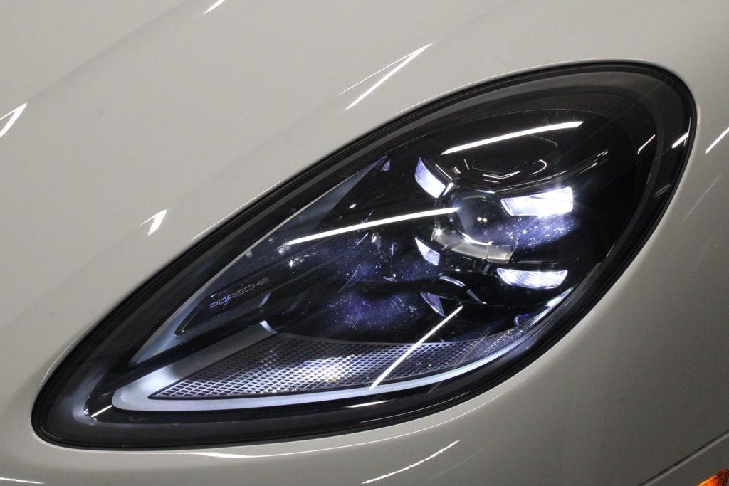 new 2026 Porsche Macan car
