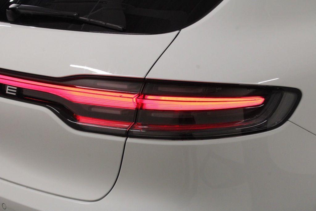 new 2026 Porsche Macan car