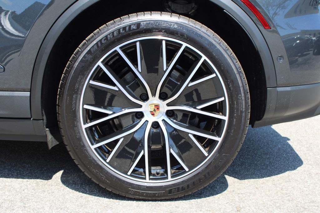 new 2024 Porsche Macan car, priced at $100,430