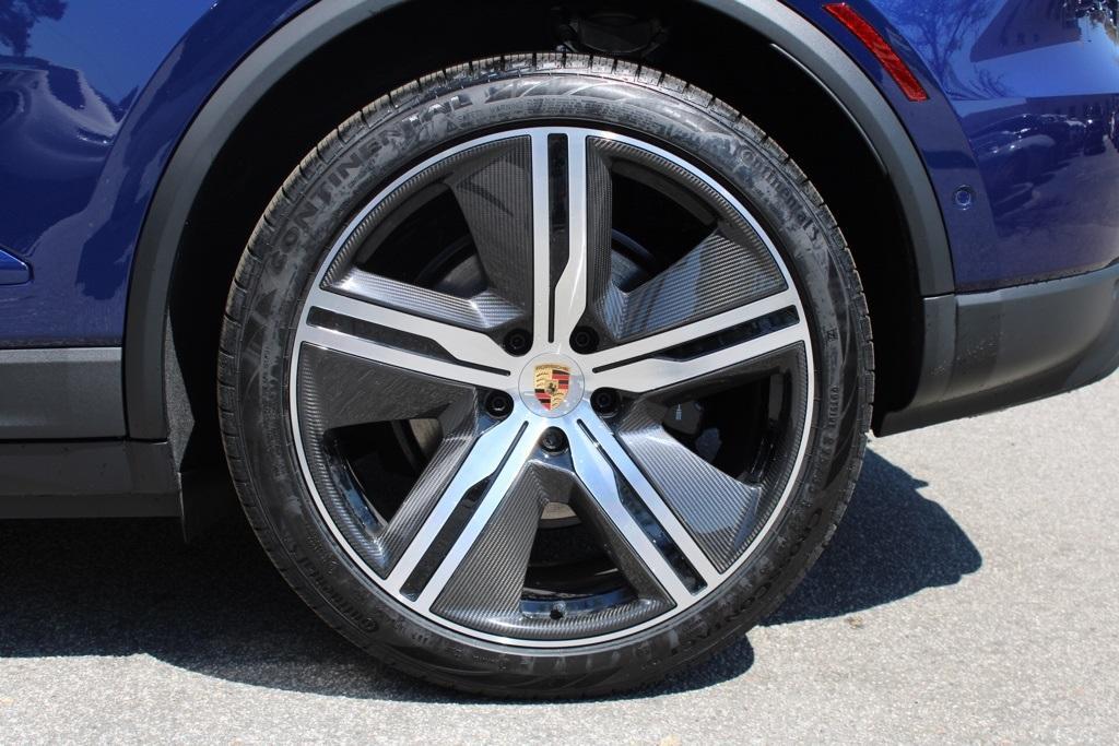 new 2025 Porsche Macan car, priced at $112,715