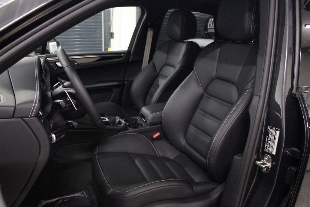 new 2026 Porsche Macan car