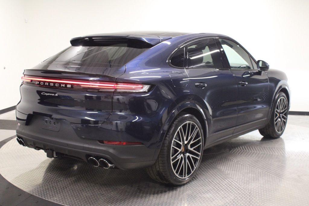 new 2026 Porsche Cayenne car