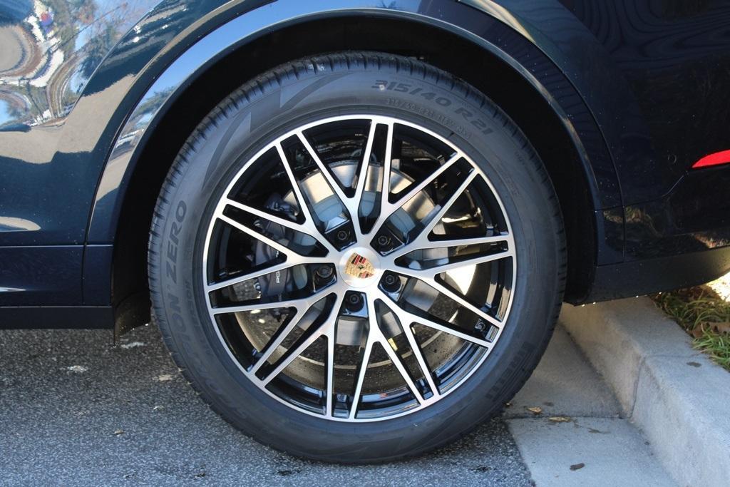 new 2026 Porsche Cayenne car