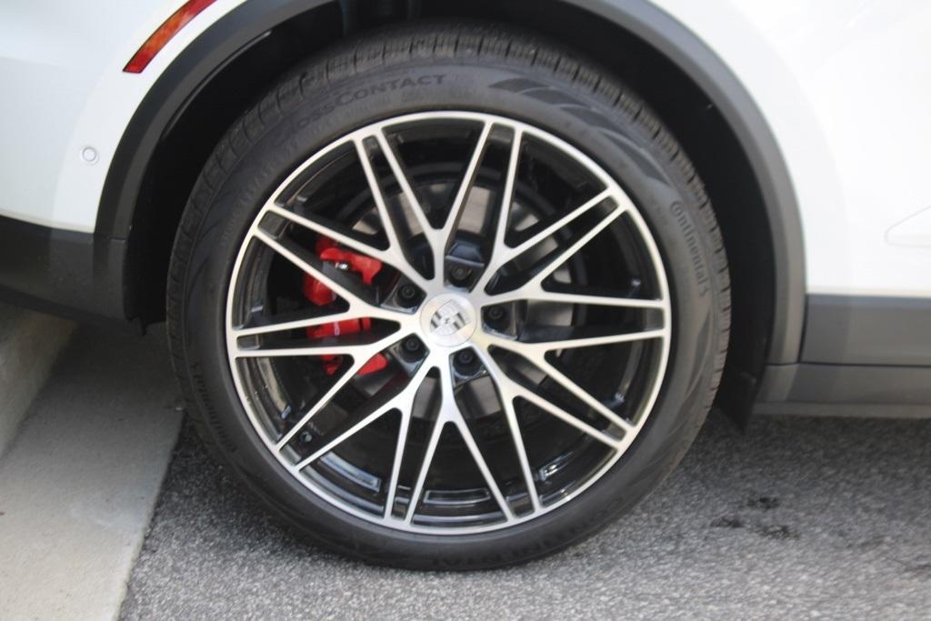 new 2025 Porsche Macan car, priced at $106,735