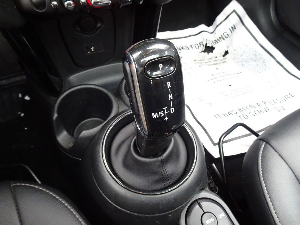 used 2022 MINI Hardtop car, priced at $19,500