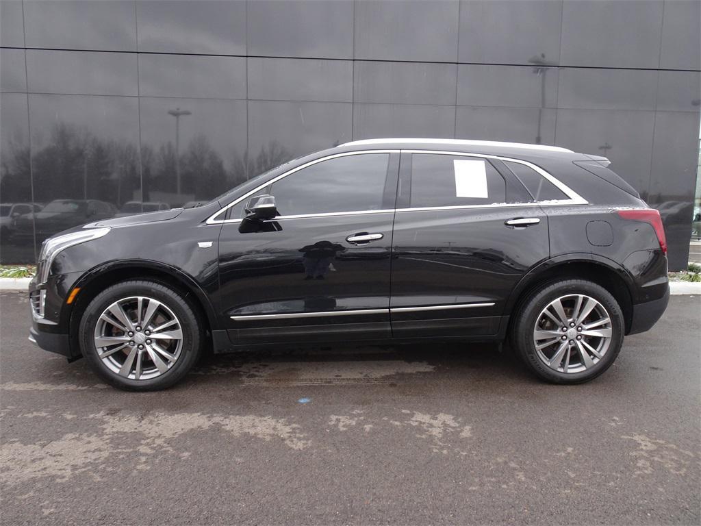 used 2022 Cadillac XT5 car, priced at $26,500