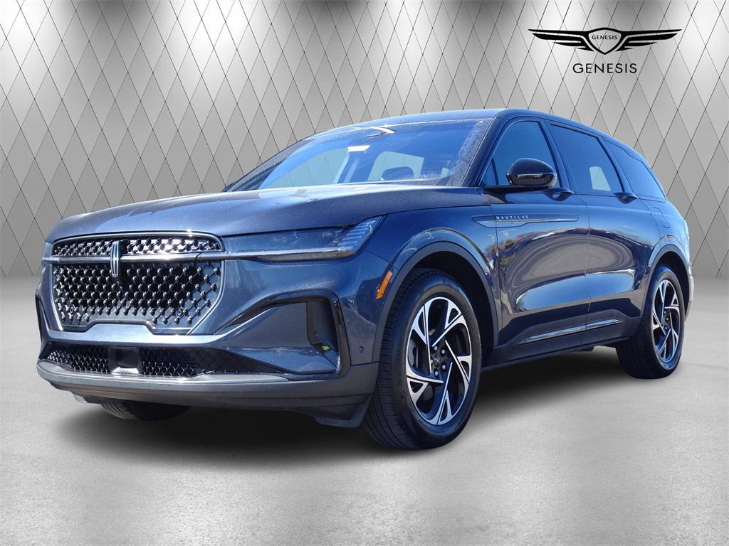 used 2024 Lincoln Nautilus car, priced at $44,500