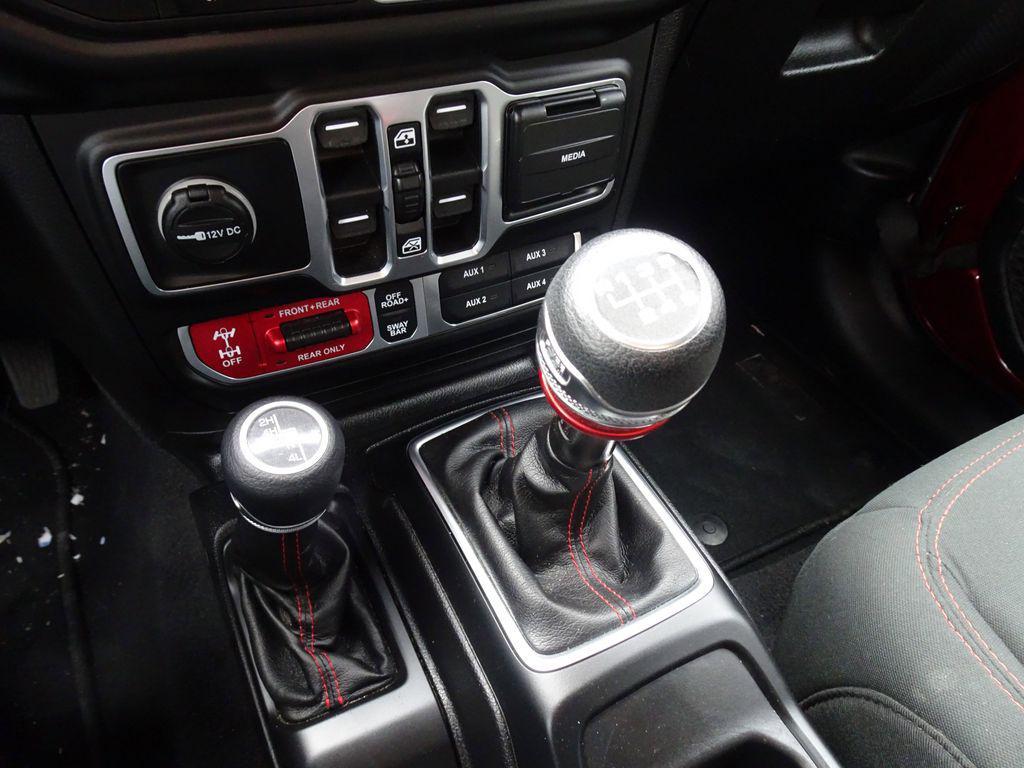 used 2021 Jeep Wrangler Unlimited car, priced at $33,400