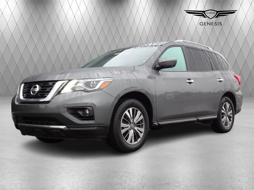 used 2019 Nissan Pathfinder car, priced at $14,000