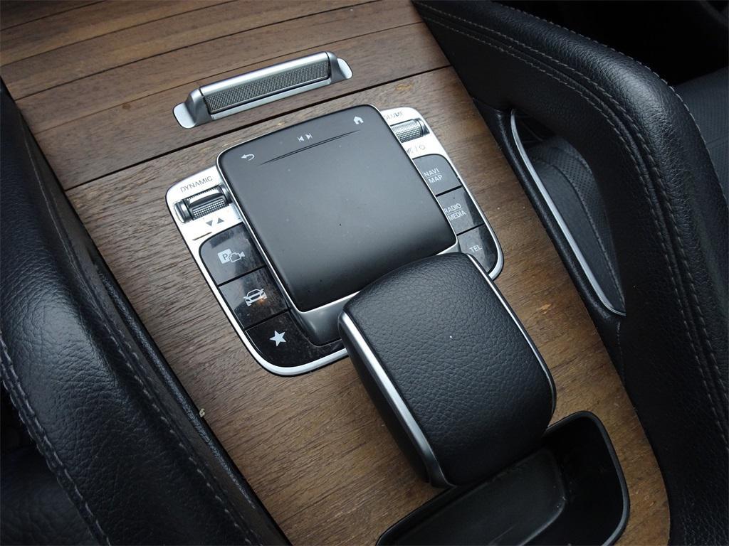 used 2020 Mercedes-Benz GLE 450 car, priced at $30,000