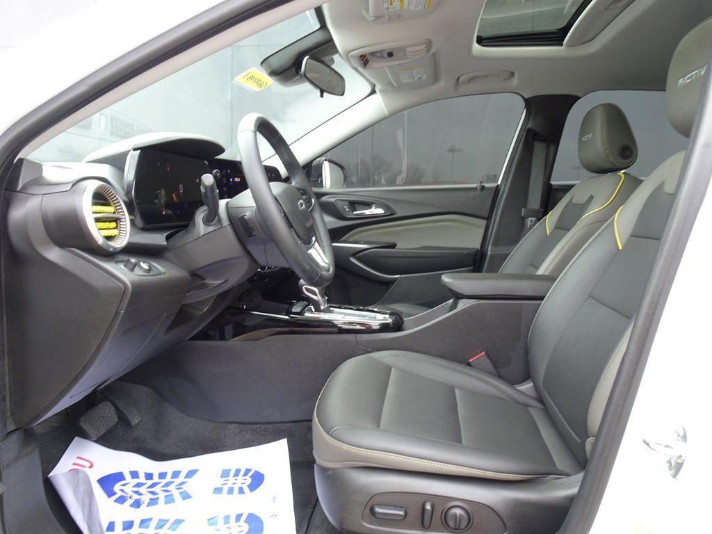 used 2025 Chevrolet Trax car, priced at $25,100