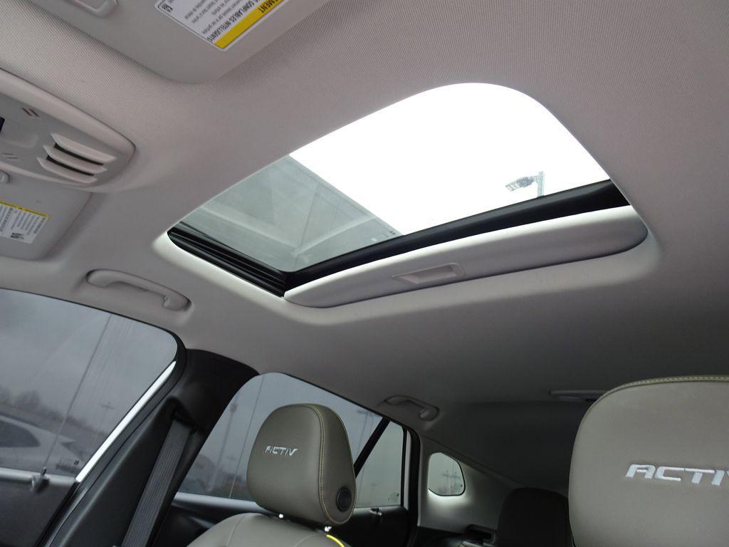 used 2025 Chevrolet Trax car, priced at $25,100