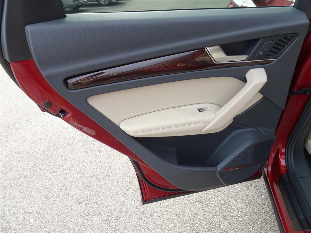 used 2019 Audi Q5 car, priced at $25,500