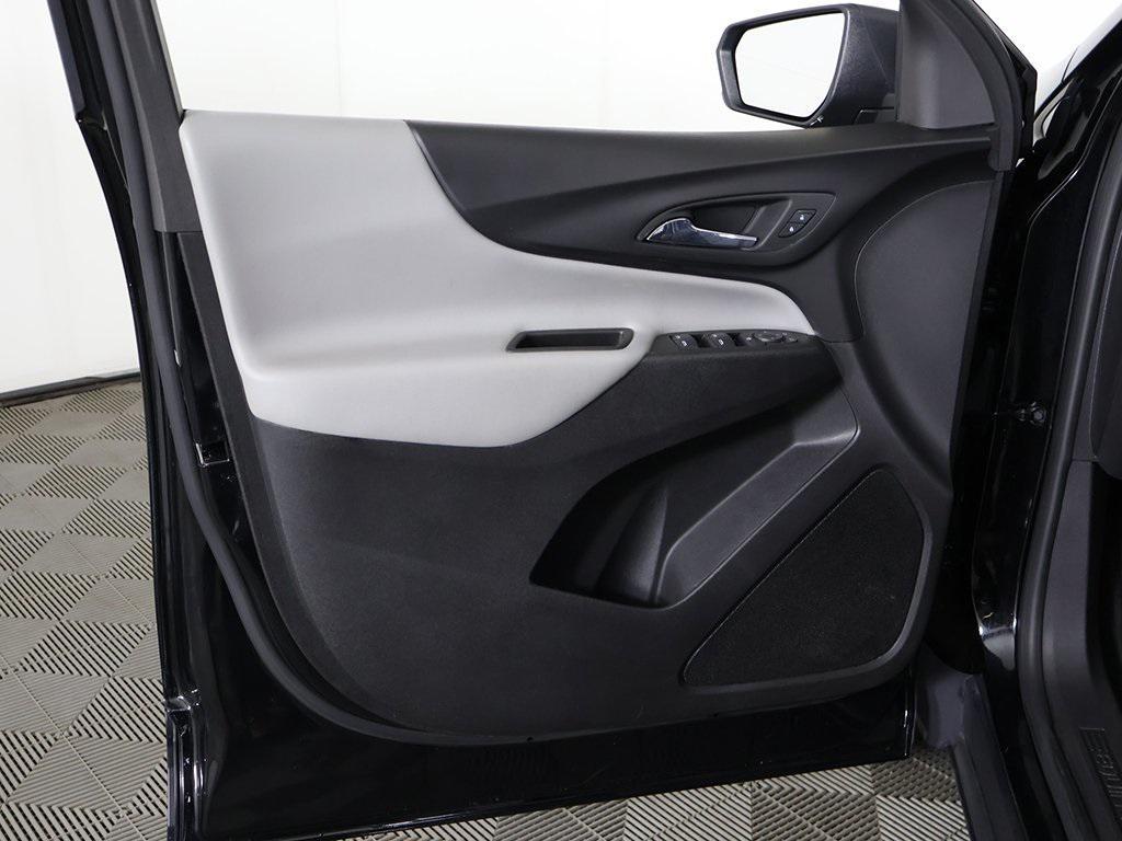 used 2024 Chevrolet Equinox car, priced at $21,759
