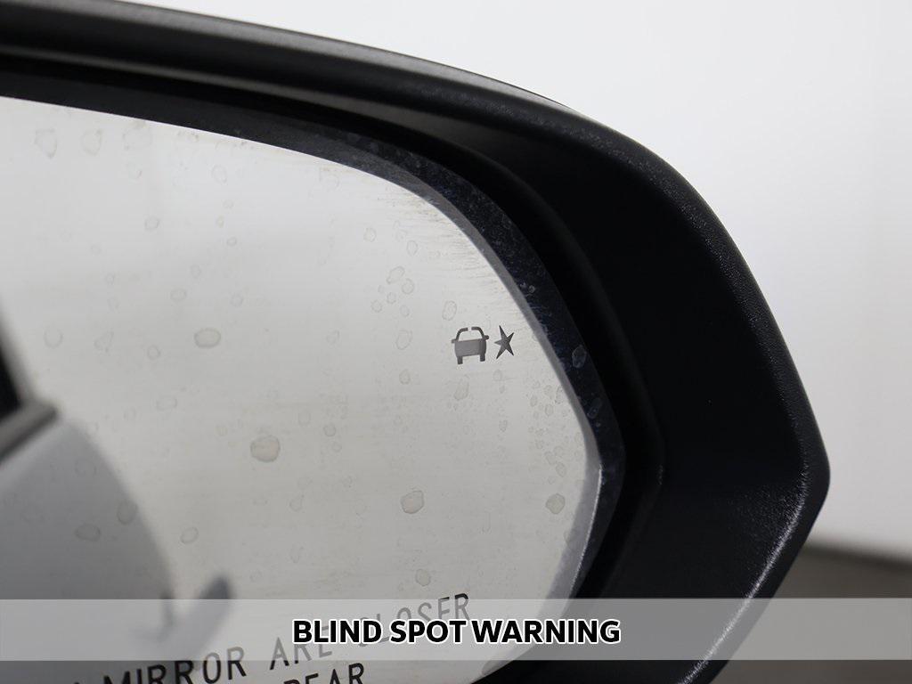 used 2025 Chevrolet Equinox EV car, priced at $22,499