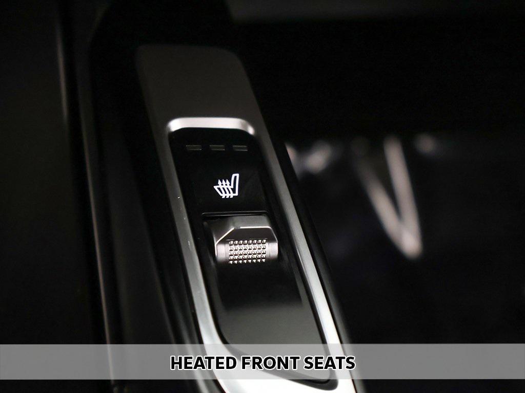 used 2023 Kia Sorento car, priced at $22,129