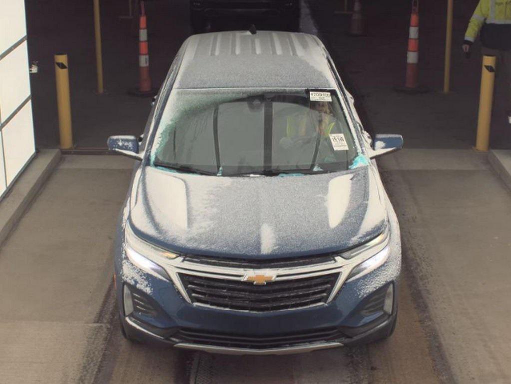 used 2023 Chevrolet Equinox car, priced at $19,399