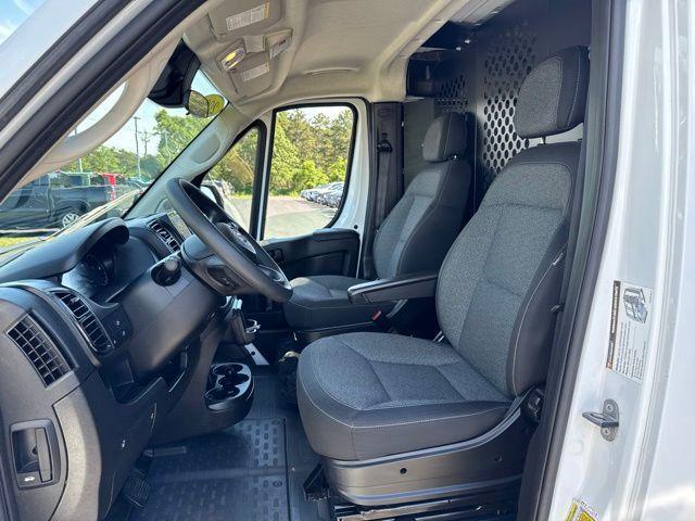 used 2025 Ram ProMaster 2500 car, priced at $33,402