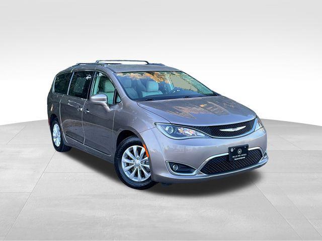 used 2018 Chrysler Pacifica car, priced at $12,955
