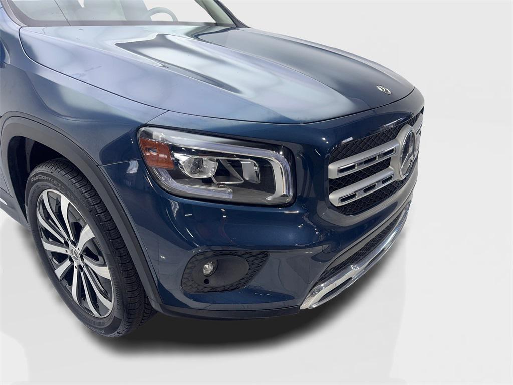 used 2022 Mercedes-Benz GLB 250 car, priced at $23,680