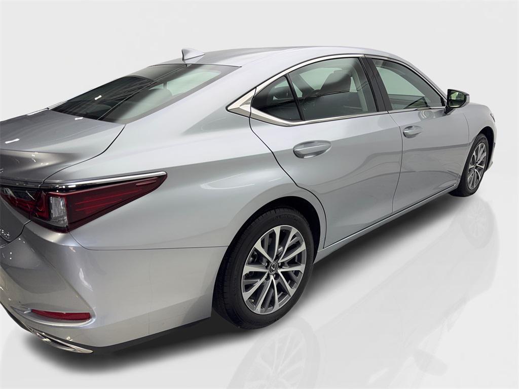 used 2024 Lexus ES 350 car, priced at $37,160