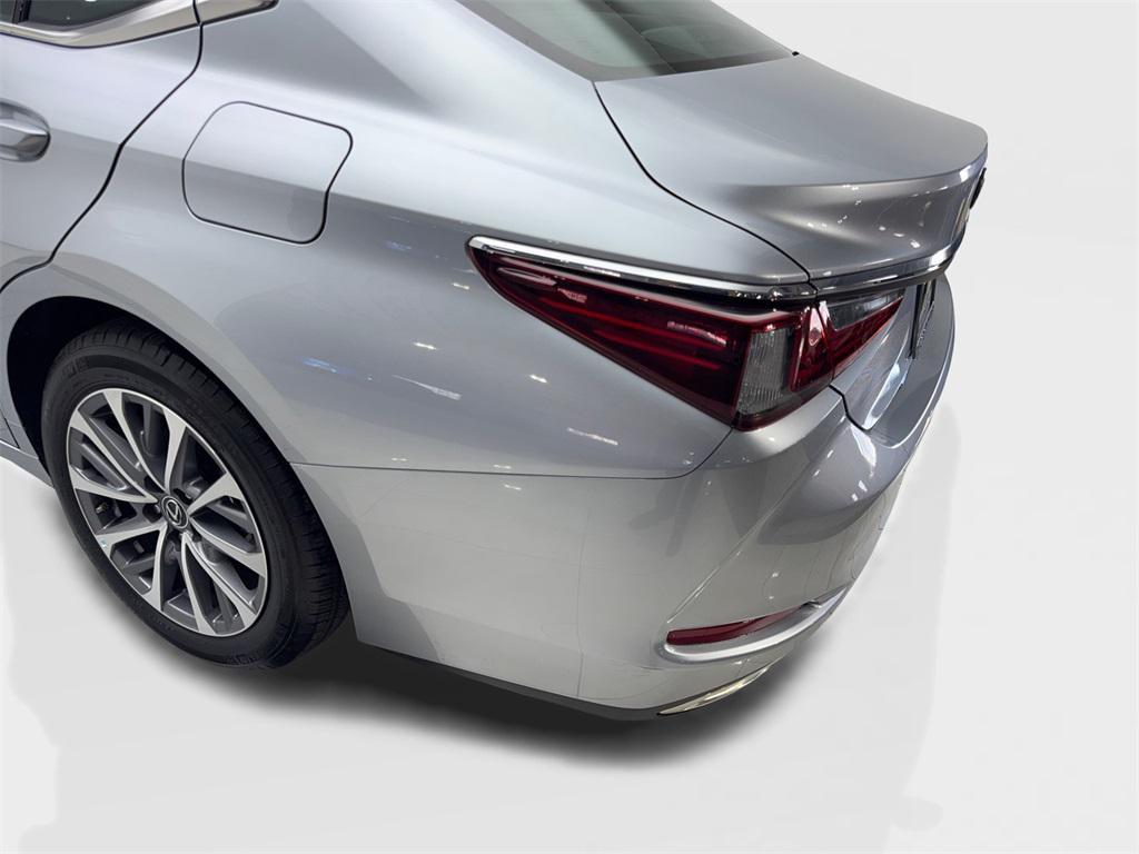 used 2024 Lexus ES 350 car, priced at $37,160
