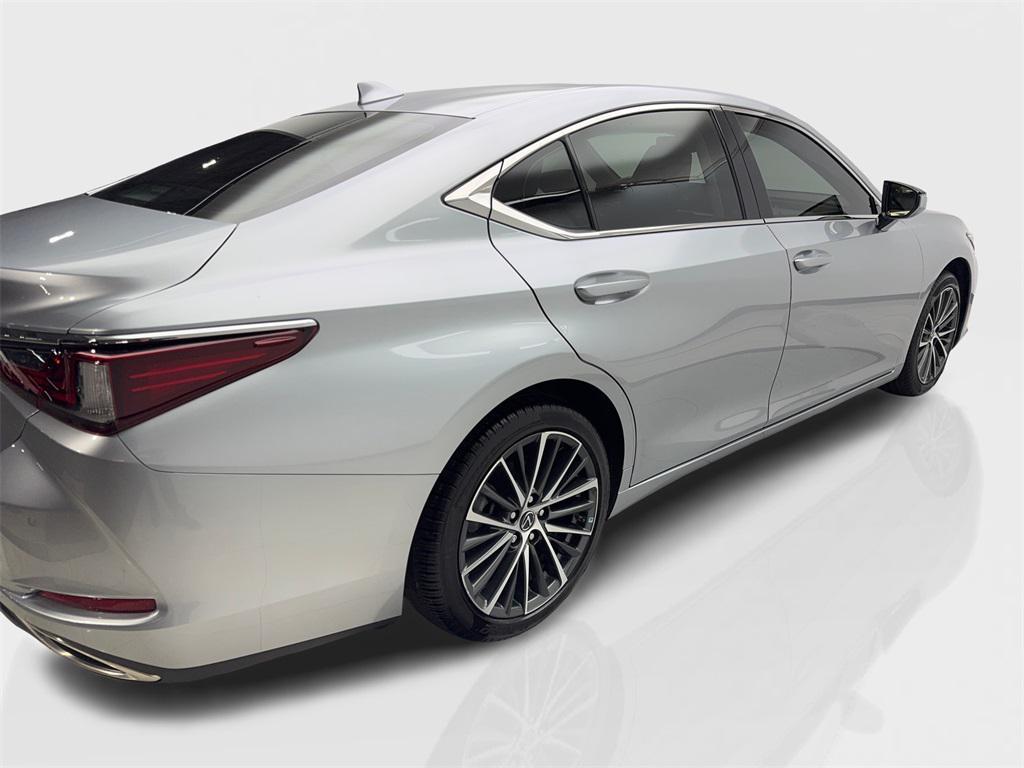 used 2023 Lexus ES 350 car, priced at $32,980