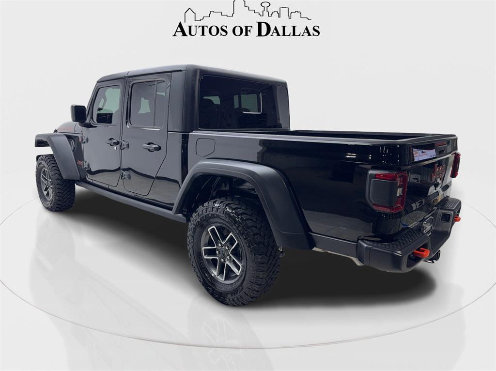 used 2025 Jeep Gladiator car, priced at $47,352