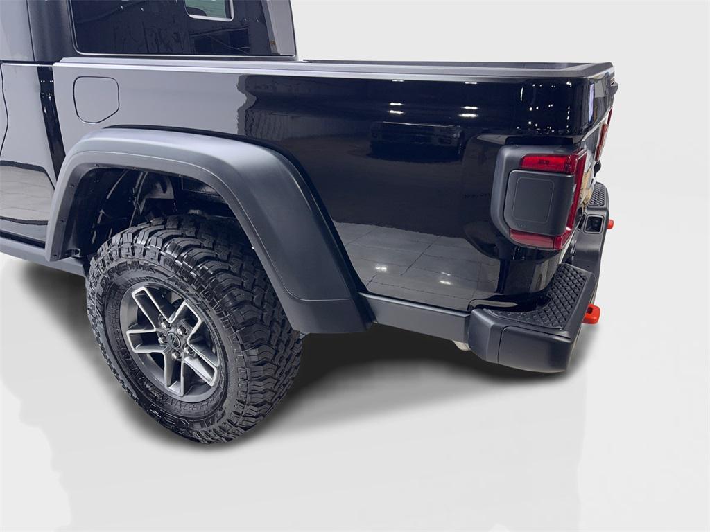 used 2025 Jeep Gladiator car, priced at $47,352