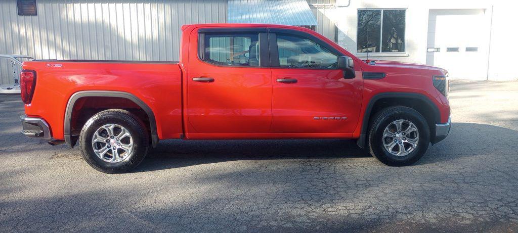 used 2022 GMC Sierra 1500 car, priced at $29,437