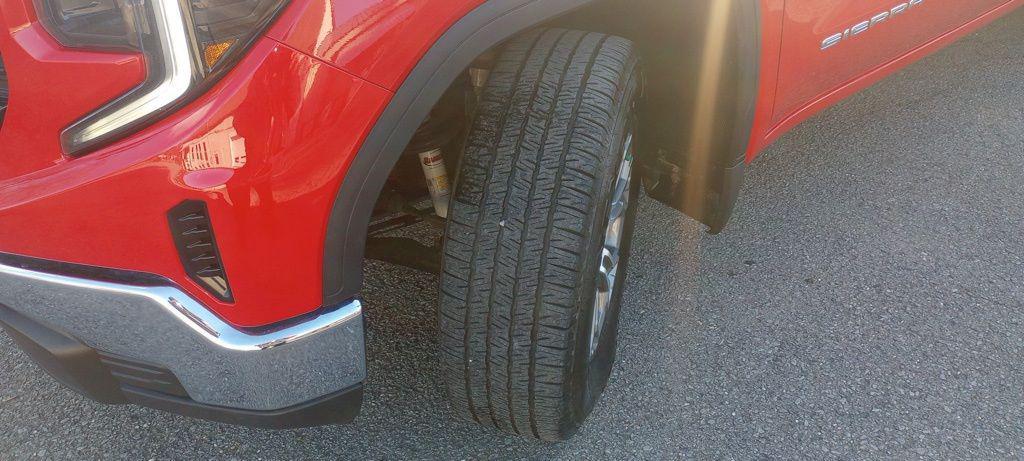 used 2022 GMC Sierra 1500 car, priced at $29,437