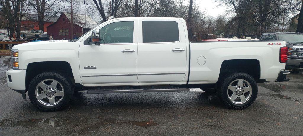 used 2015 Chevrolet Silverado 2500 car, priced at $42,067