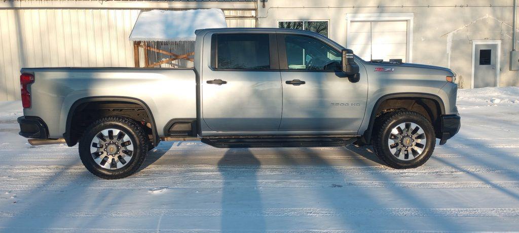 used 2024 Chevrolet Silverado 2500 car, priced at $49,083
