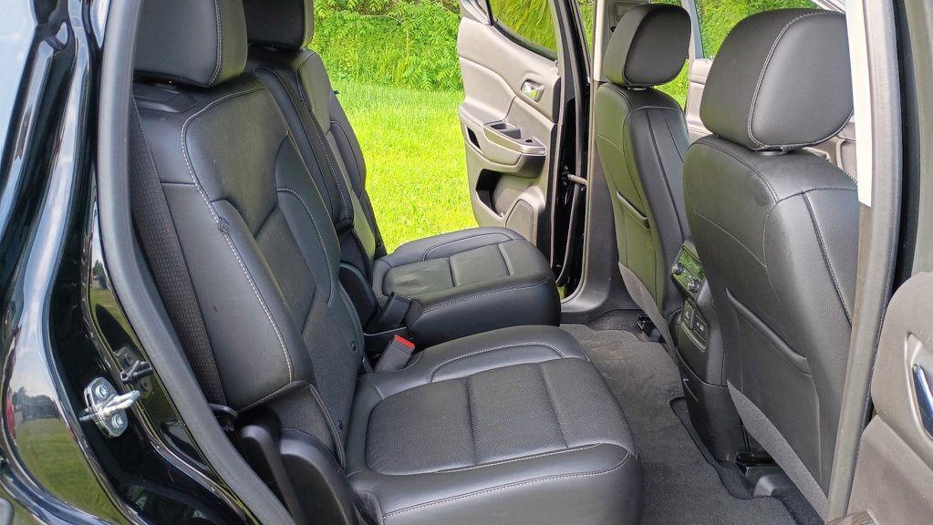 used 2023 GMC Acadia car, priced at $29,147