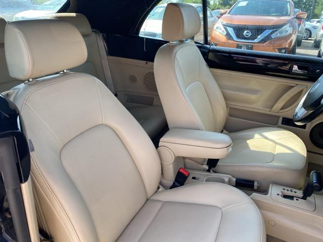 used 2009 Volkswagen New Beetle car, priced at $6,489