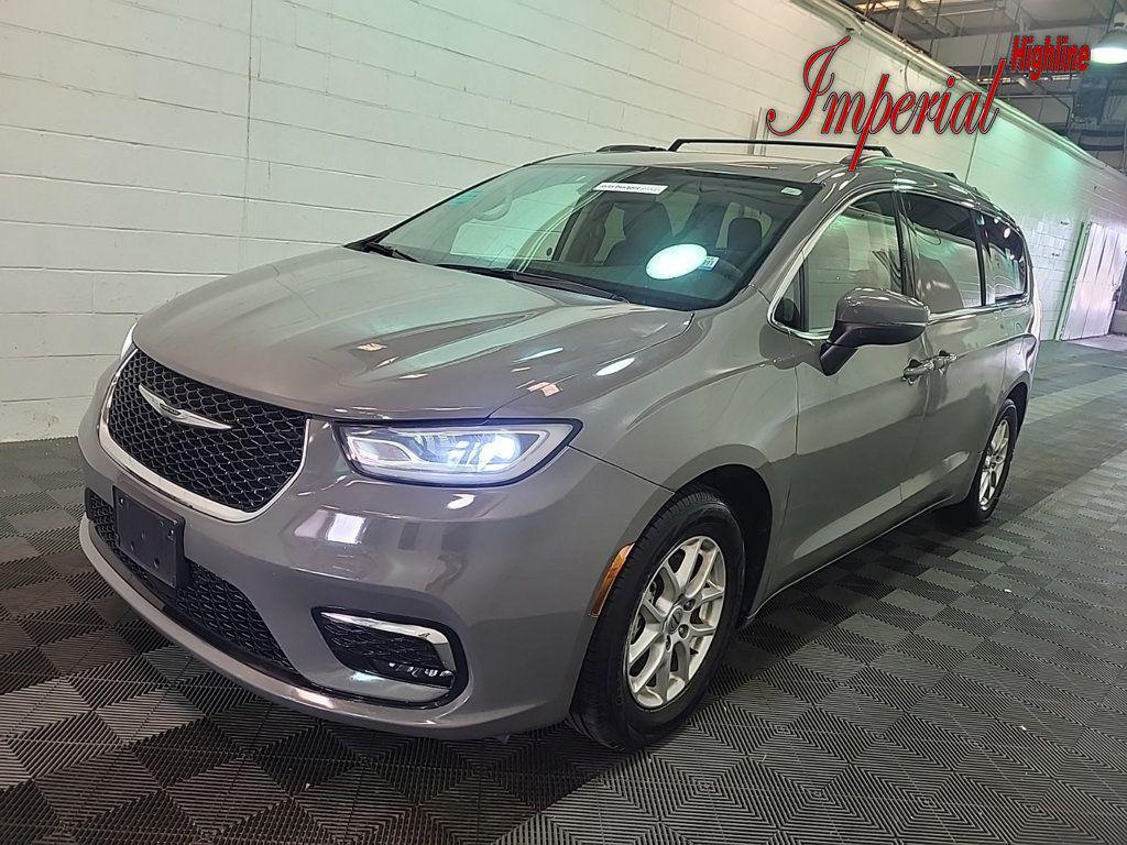 used 2022 Chrysler Pacifica car, priced at $18,995