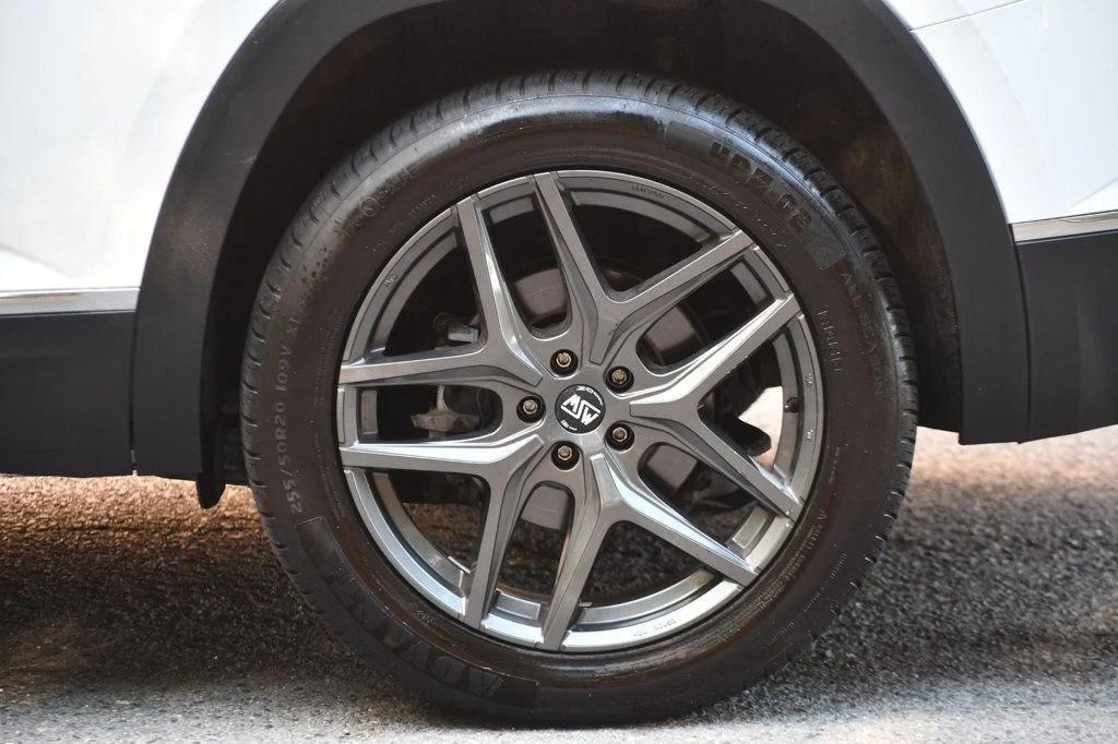 used 2021 Volkswagen Atlas car, priced at $22,795
