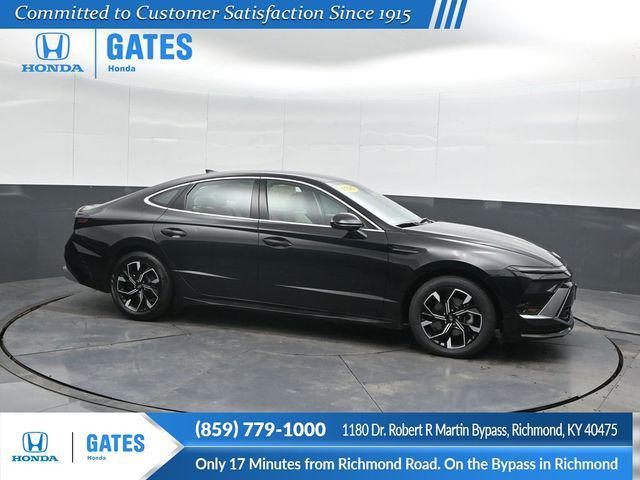 used 2025 Hyundai Sonata car, priced at $22,651