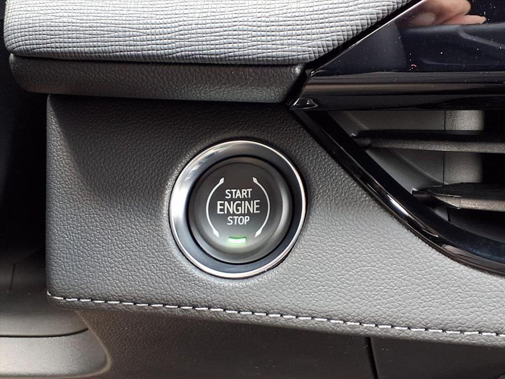 new 2026 Buick Enclave car, priced at $45,680