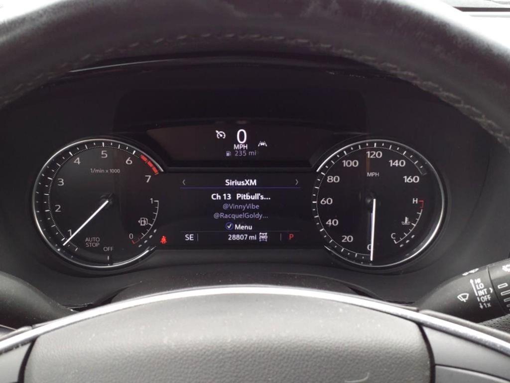 used 2022 Cadillac XT5 car, priced at $39,988