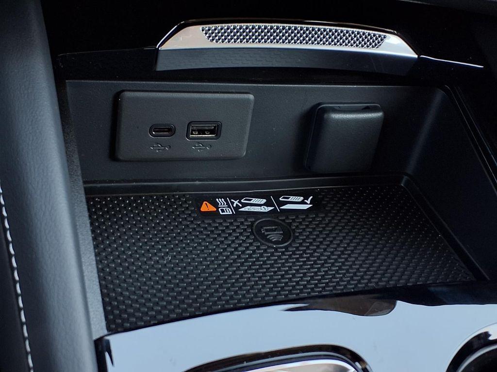 new 2026 Buick Envision car, priced at $45,679