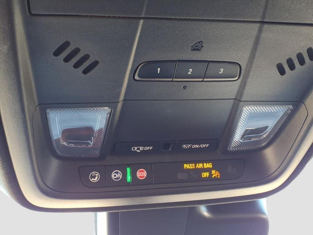 used 2022 Cadillac XT4 car, priced at $26,995