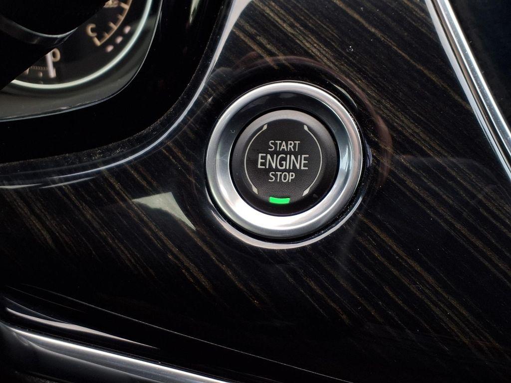 used 2020 Cadillac XT6 car, priced at $28,995