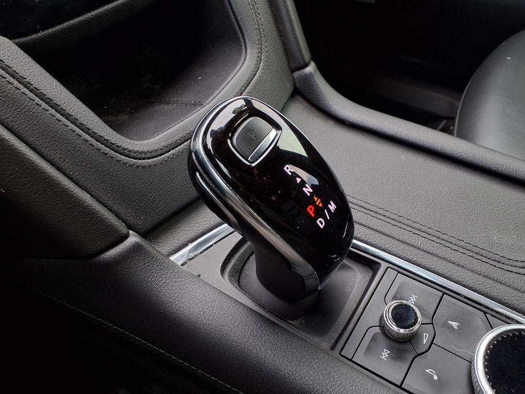 used 2020 Cadillac XT6 car, priced at $28,995