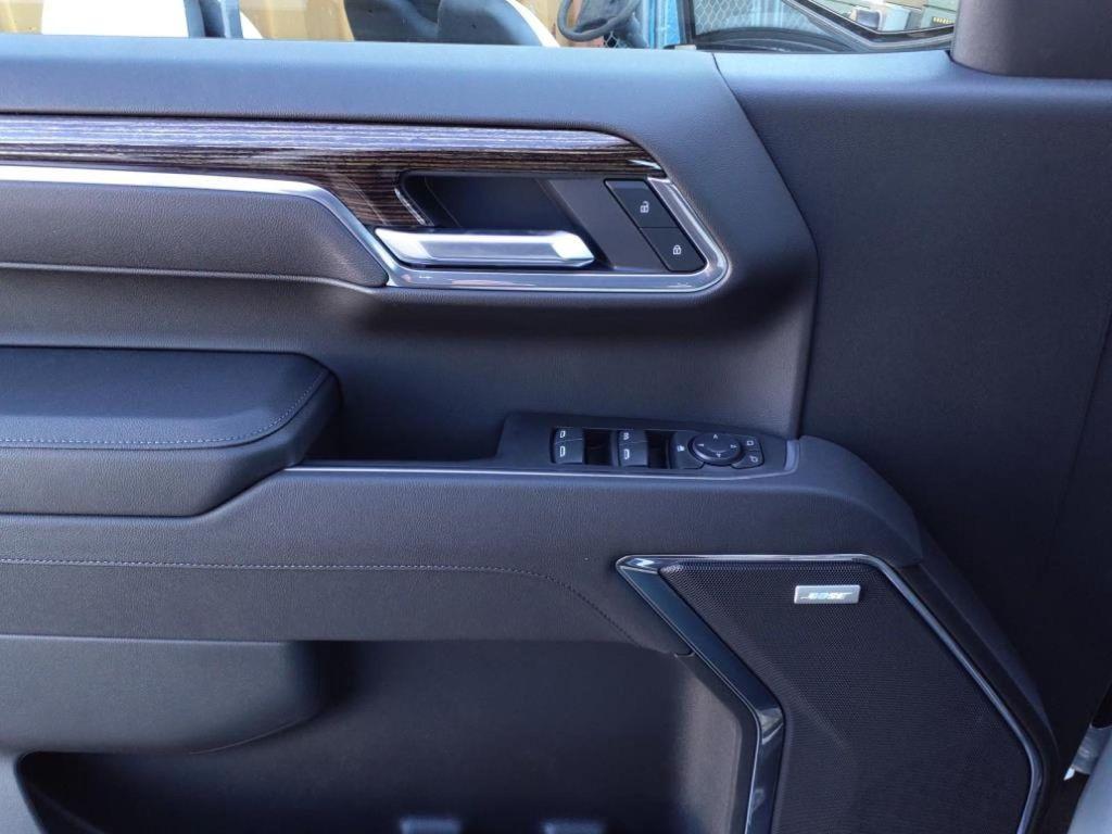 new 2025 GMC Sierra 1500 car, priced at $58,150