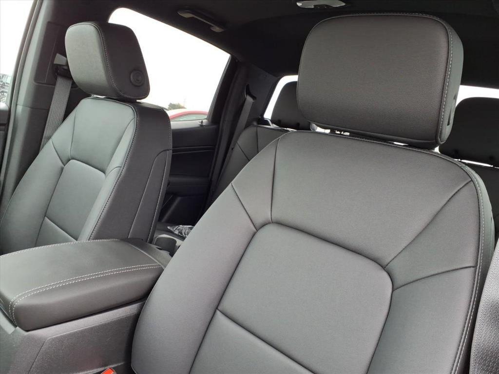 new 2026 GMC Canyon car, priced at $43,098