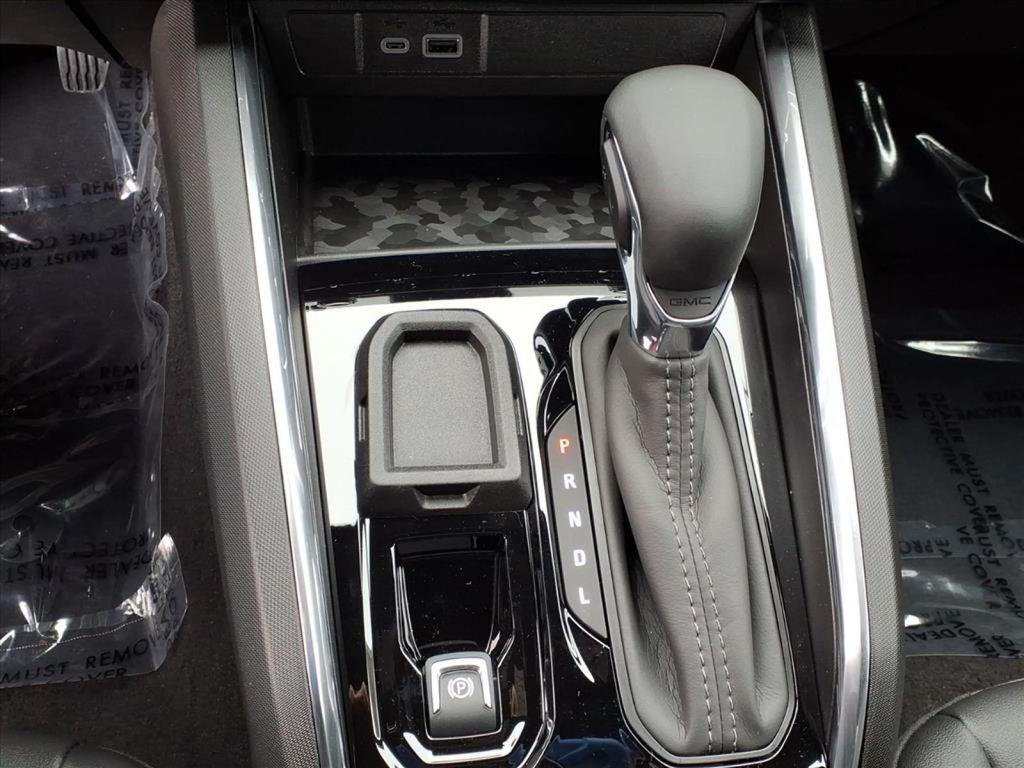 new 2026 GMC Canyon car, priced at $43,098